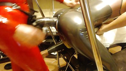 Fet man make knullar svensktalande porr asiatisk fru i fitta