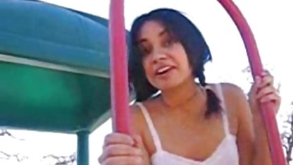 Den lata Crystal ville inte ens ta av sig porr svenska amatörer hennes strumpbyxor för att onanera hennes mössa