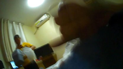 Man och hustru lesbisk svensk porr tar bort sin porr från kameran