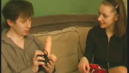 Pervers moster i gratis svensk erotisk film ålder sätter experiment på killen