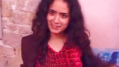 Kycklingar i strumpor engagerade i klassiska svenska porrfilmer het lesbisk knull