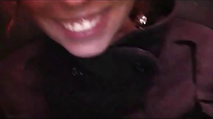 Gammal klassisk svensk porr kvinna med grått hår knullar en ung man