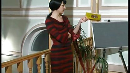 God fru kallade svensk gammal porr sin vän för trekant med sin make