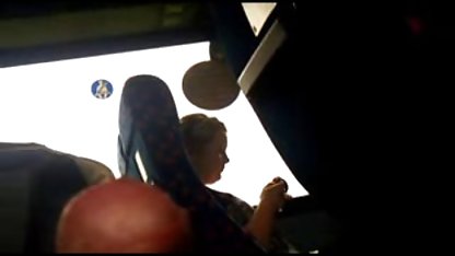 Använda dubbelsidig dildo-lesbiska smeka varandras porrfilm ridskolan fitta