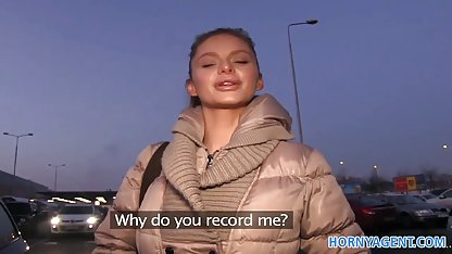 Blonda georgiska flickor längtar efter en sexig bonde svensk snapchat porr