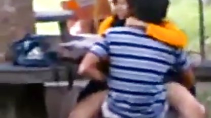 Japanska med håriga mandala hukade gratis mogen porr sig och fingrade sig själv