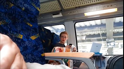 Tillbringar tid på jobbet med en het svensk vintage porr krok