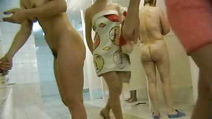 Unga Kira knullar gubben för första svensk fitta porr gången