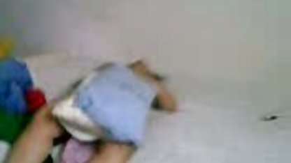 Skickliga asiatiska har gjort Dick svensk teen porr massage för klienten