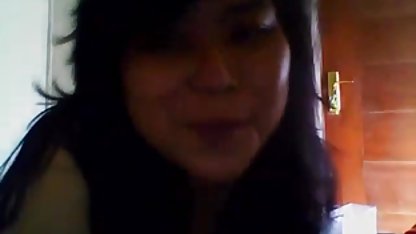 Frenka blondin oljade sig själv och gratis porrfilm med äldre damer slog fitta med mjuka händer