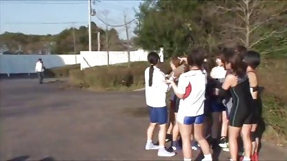 Barnet ryckte lite och slog en ung svensk amatör sexfilm brud