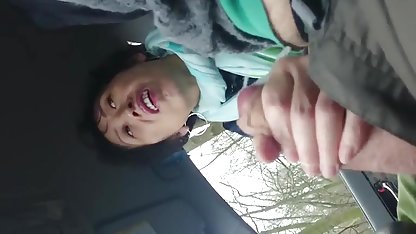 Negern knullar vackert en svensk fri porr vit smal tjej