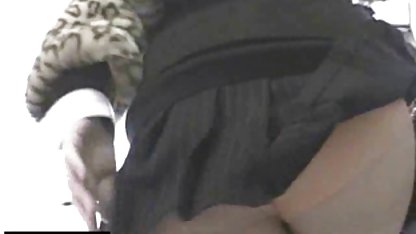 Busty blondin arrangerade en porrfilm gamla fantastisk striptease