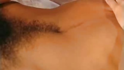 Lesbisk band sin naturliga svenskt tal porr flickvän och slickade sin saftiga fitta