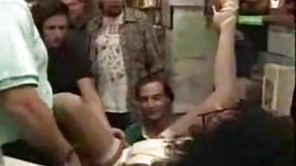 God fru hoppar på makens svensk porr online bult