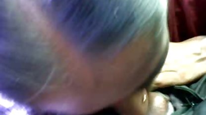 Flickan kör analpärlor in svensk porr äldre i flickvännens anus