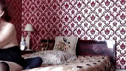 Swingers som byter fru arrangerade en porr äldre damer gruppknull