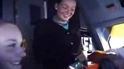 Läraren straffade en naken svensk heminspelad porr student med utmärkt sug