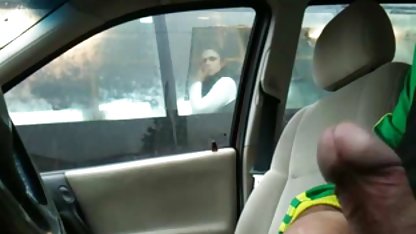 Katerina onanerar i badrummet under eva svensk porr duschen